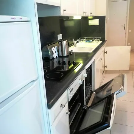 Apartment Golden Gate Delux Cannes